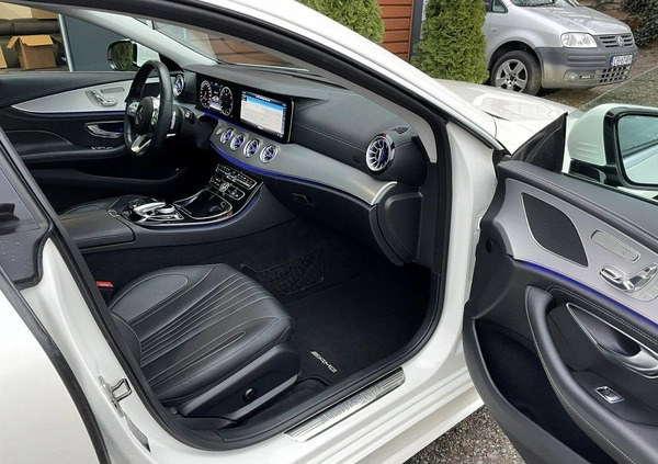 Mercedes-Benz CLS cena 199900 przebieg: 140408, rok produkcji 2018 z Debrzno małe 704
